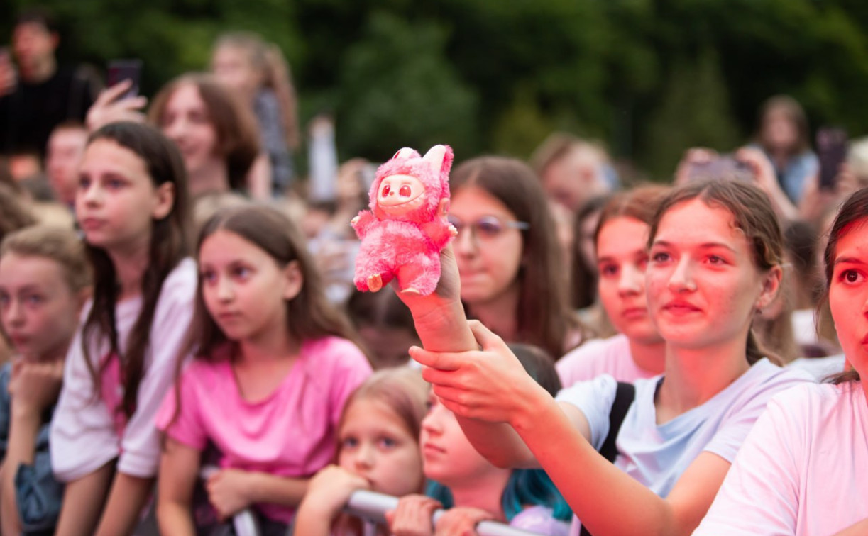 «Патриотизм» и «Лабубу» вошли в топ-40 главных слов 2025 года