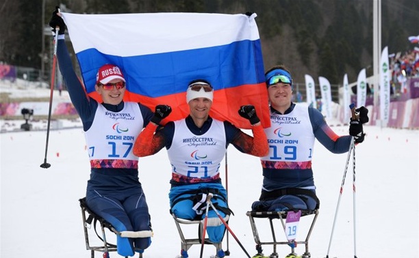 Весь пьедестал почета на Паралимпиаде заняли российские лыжники