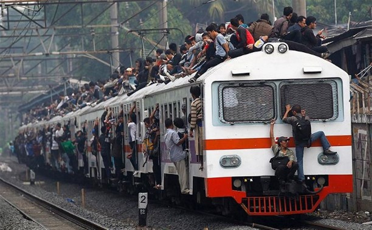 Госдума повысила штрафы за безбилетный проезд в поездах и электричках