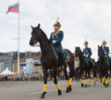 Туляки увидели церемонию развода конных и пеших караулов Президентского полка