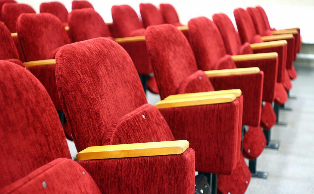 В Туле откроют кинотеатры: сесть рядом получится только у живущих вместе