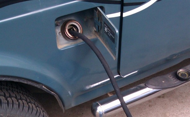 Полиция раскрыла кражу бензина из машины