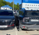 В Туле заметили водителя, который прижимается к другим машинам