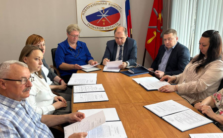 Политика и экономика