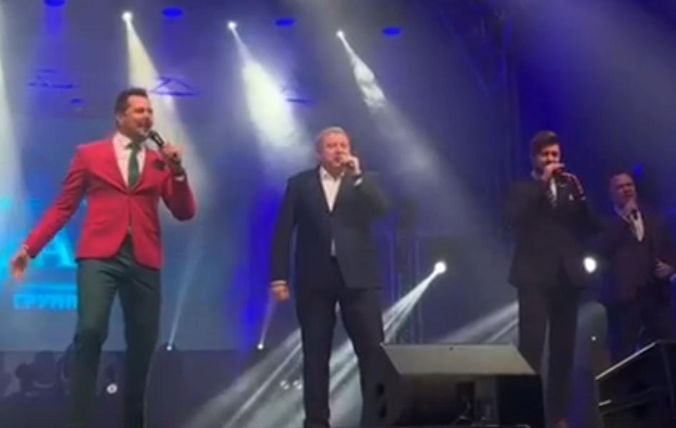 Глава администрации Тулы в День города спел на сцене вместе с группой ViVa