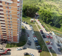 Мужчину, который поджег диван в Левобережном, увезла мать