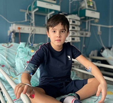 Восьмилетнему мальчику Артему из Тулы помогли справиться с тяжелым генетическим заболеванием