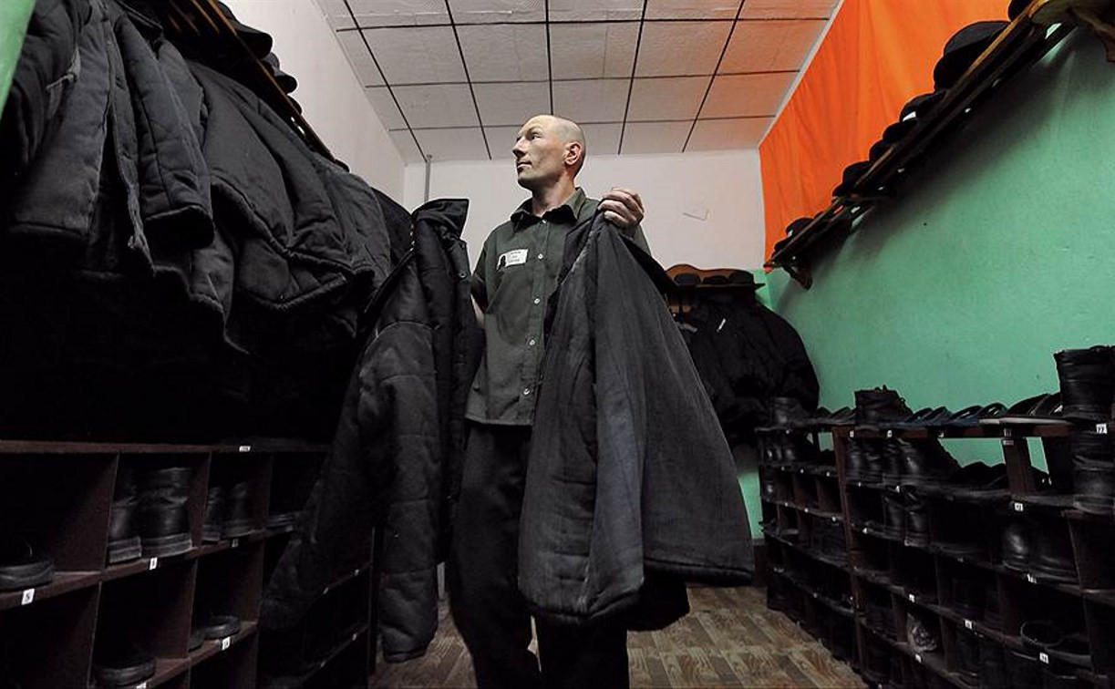 В Донском прокурор потребовал обеспечить заключенных теплой одеждой