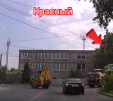На ул. Степанова торопыга не смог обогнать трактор и прошмыгнул на красный