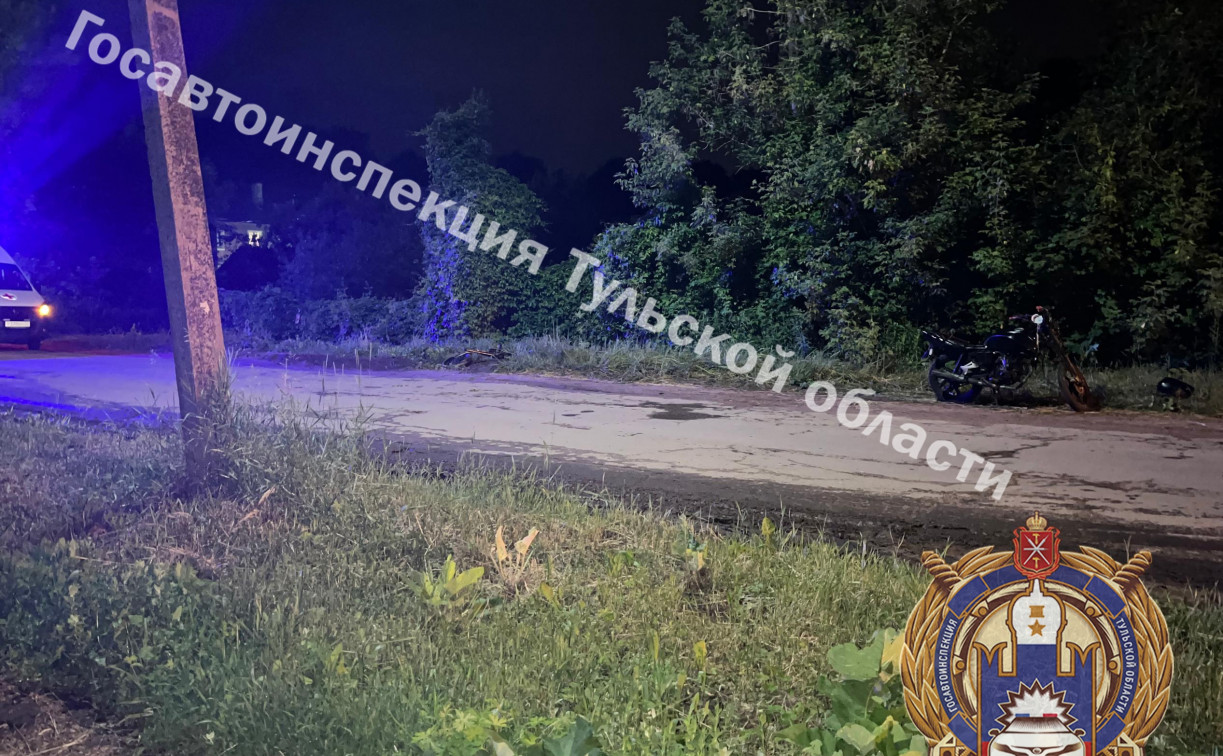 Мотоциклист без прав сбил двух подростков в Новомосковске