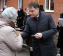 Губернатор Владимир Груздев вручил ключи от квартир новосёлам в Узловском районе
