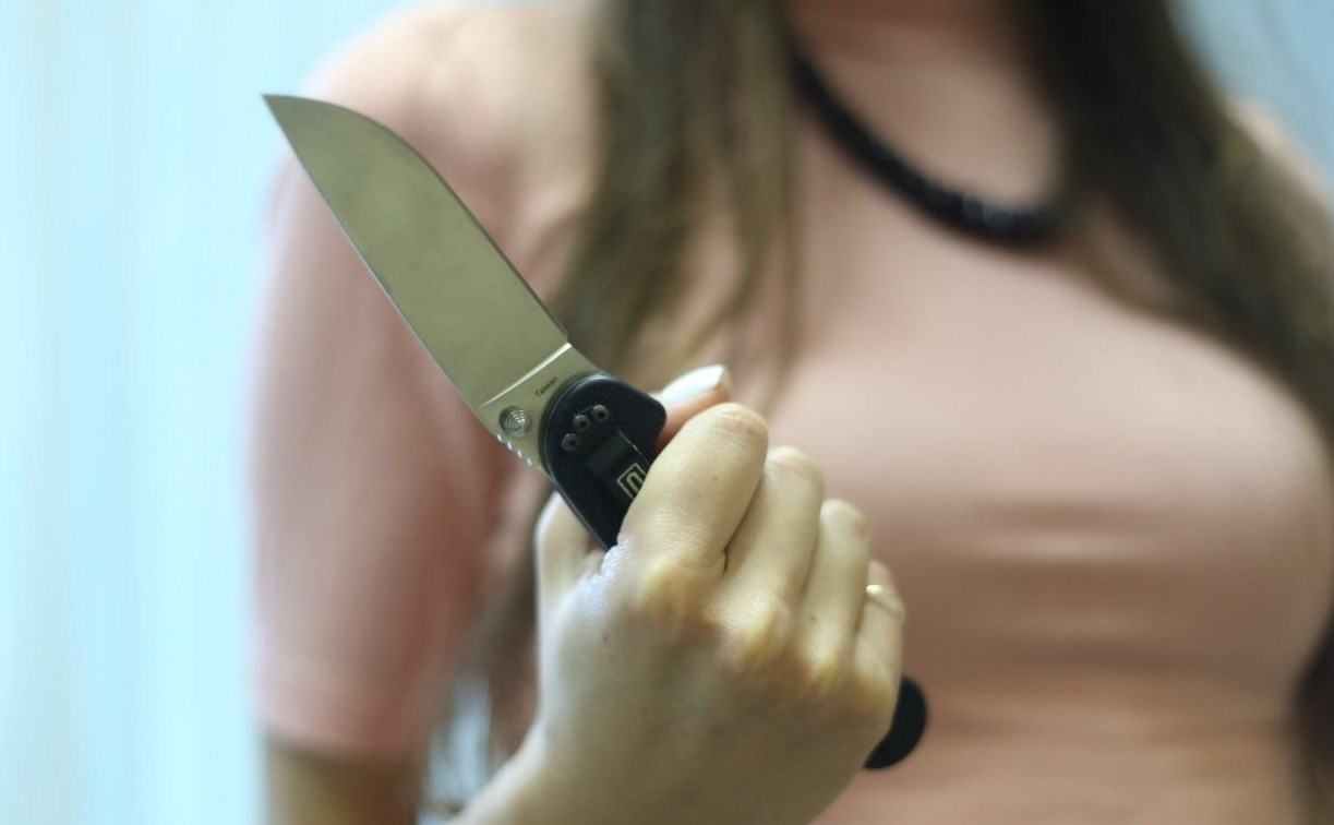 Жительница Ревякино с ножом напала на полицейских: пострадали трое