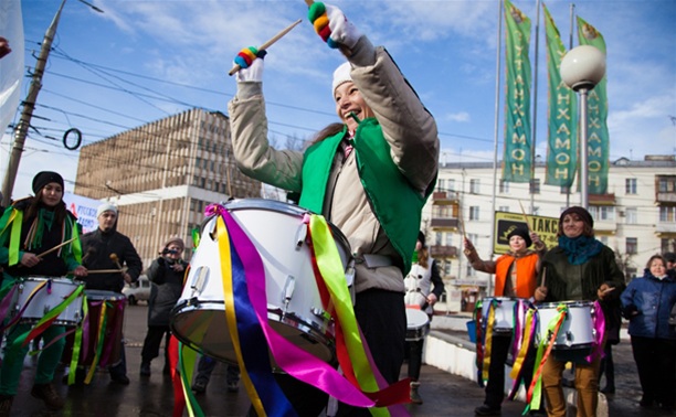 В Туле состоялось праздничное шествие на День святого Патрика
