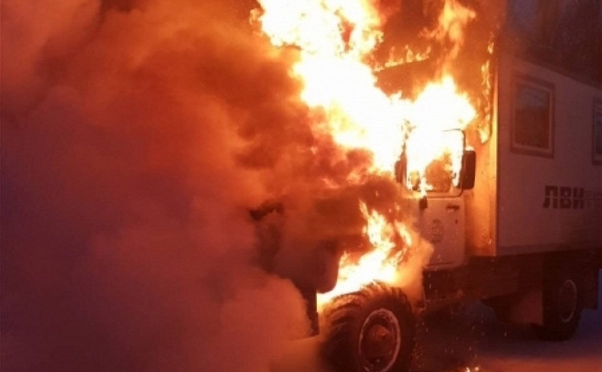 В Алексине сгорел грузовик