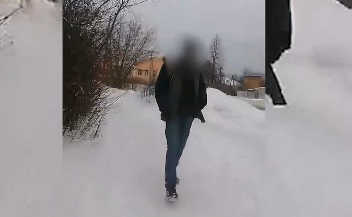 Тульская Росгвардия показала на видео задержанного за ножевые ранения подростка