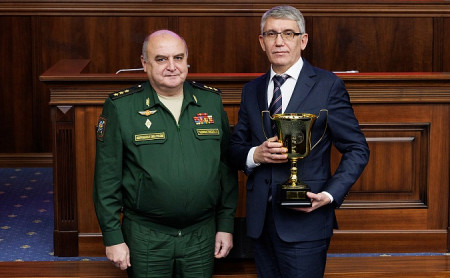 Политика и экономика