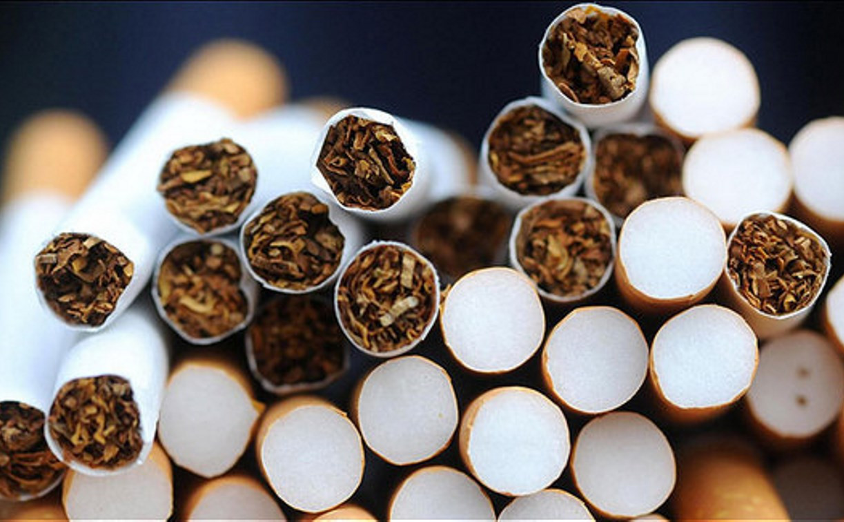 В Госдуме предлагают ограничить время продажи сигарет 