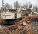 В Суворовском районе рухнула стена «заброшки»: погиб человек