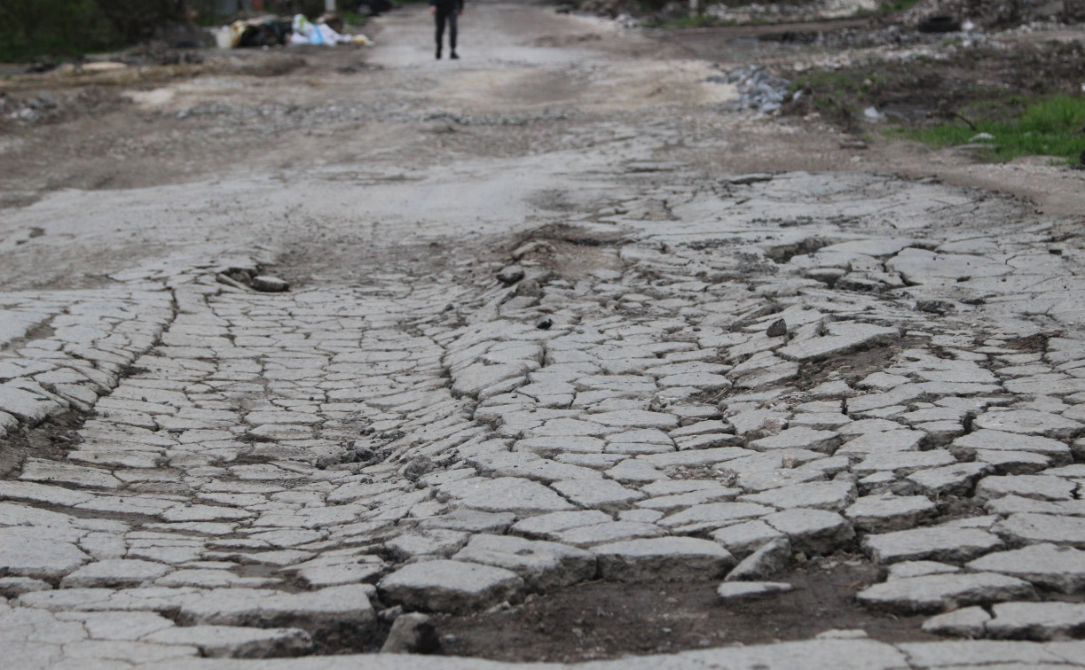 Туляки обвиняют бетонный завод в разрушении дороги