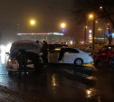 На улице Металлургов в Туле столкнулись две иномарки