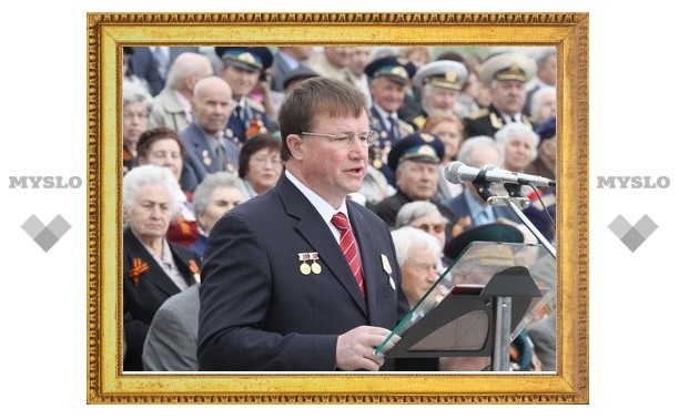 Вячеслав Дудка поздравил ветеранов с Днем Победы