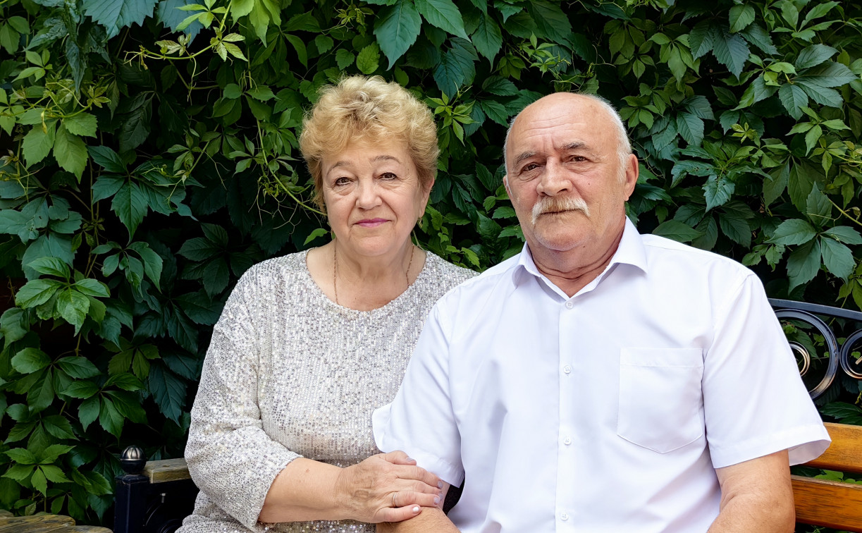 «Любовь на первом месте!»: золотые юбиляры из Тулы раскрыли правила крепкой семьи