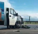 На автодороге Тула – Новомосковск грузовик с мороженым врезался в кроссовер