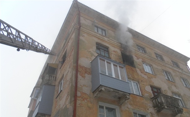 Утром в Ефремове женщина спалила квартиру