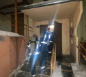 В Кимовске спасатели вывели из горящего дома четырех человек