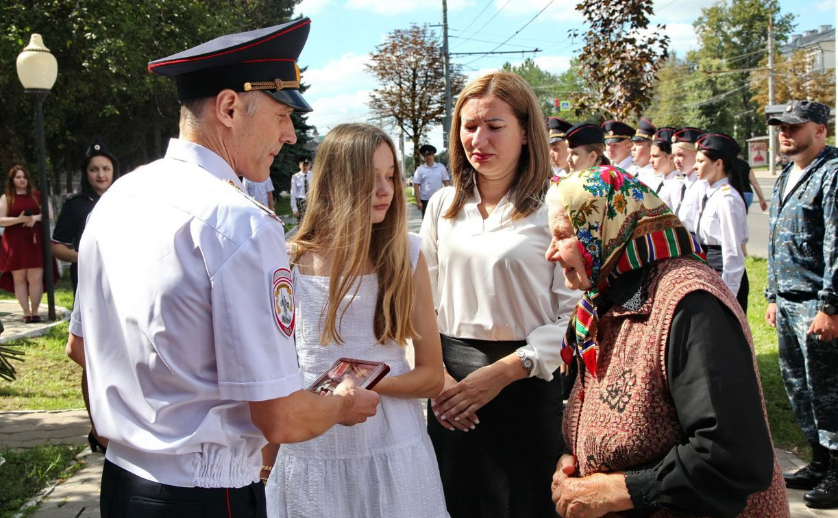 Тульским полицейским посмертно вручили ордена Мужества