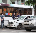 В Туле на проспекте Ленина пьяный водитель протаранил «Ладу»