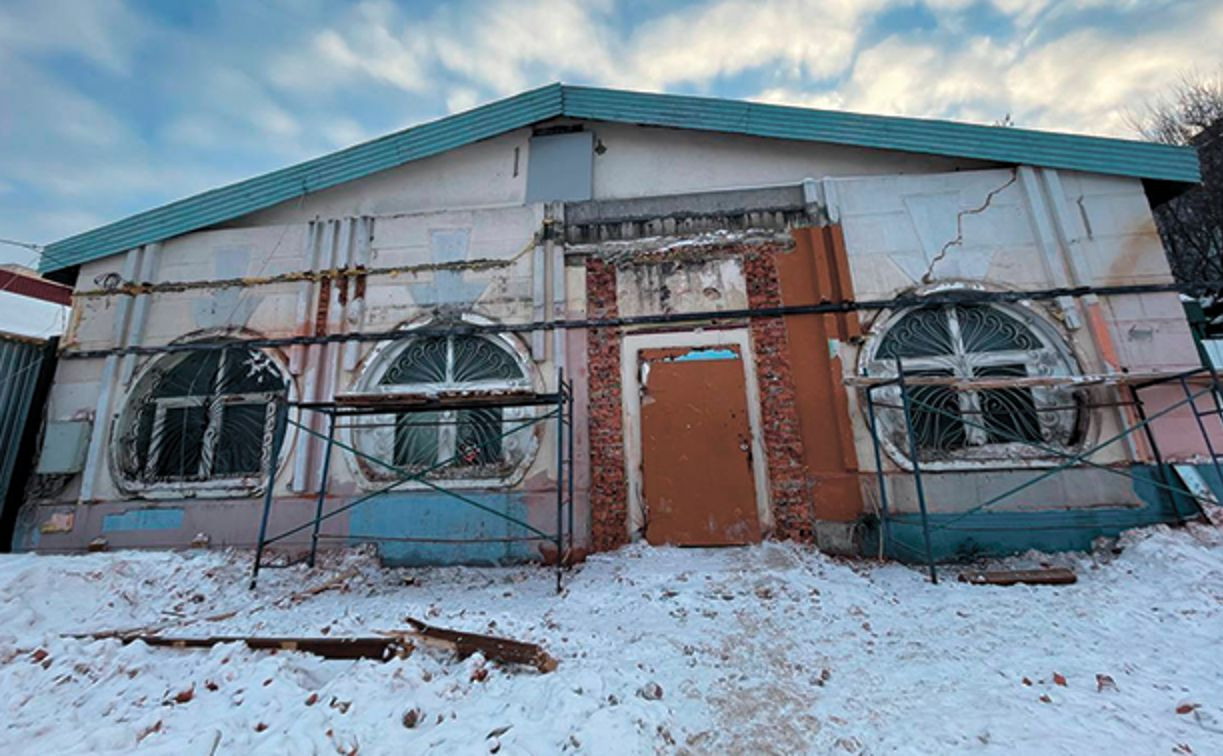 «‎Это не сталинский ампир»‎: собственники здания на Плехановском рынке рассказали о необычной постройке