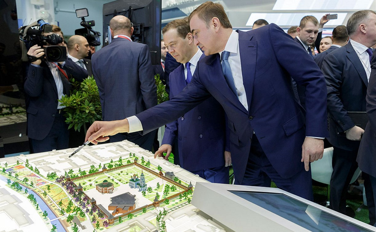 Алексей Дюмин рассказал Дмитрию Медведеву о проекте «Тульская набережная»