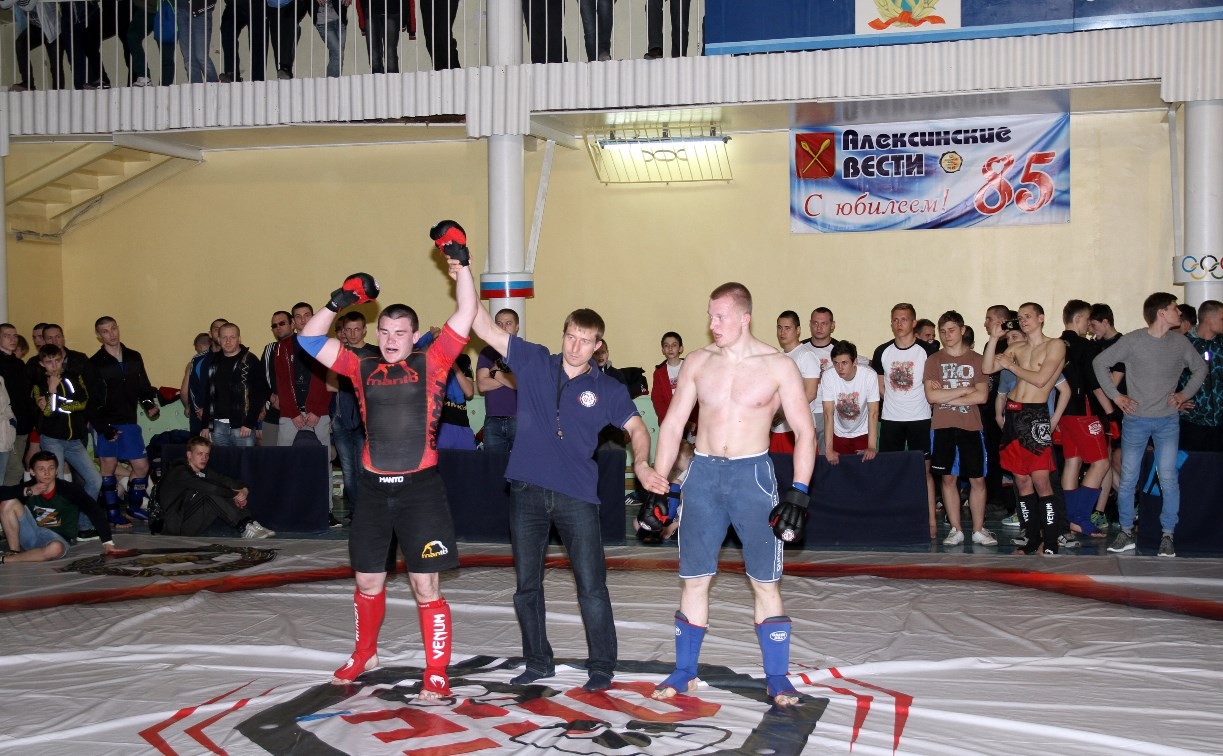 В Алексине состоялся Кубок ЦФО по смешанным единоборствам «Земля воинов»