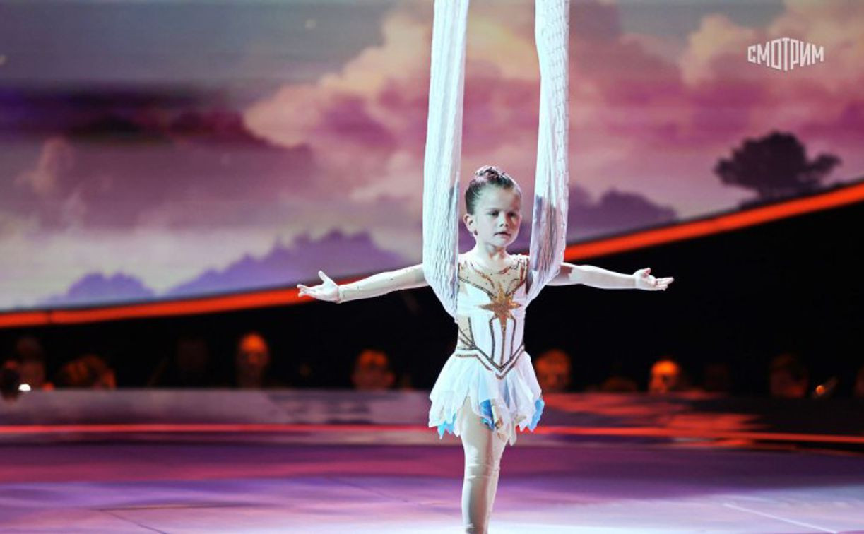 Пятилетняя тулячка Арина Дементьева покажет цирковой номер на канале «Россия»