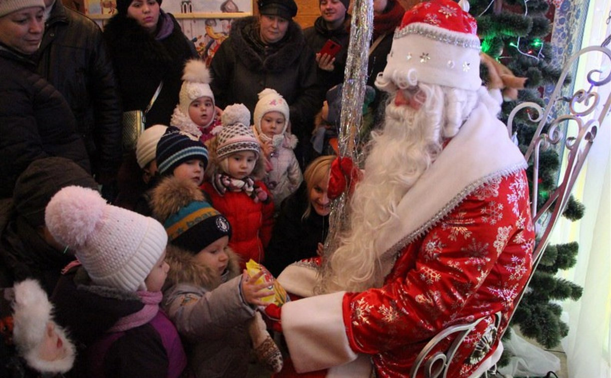 В Белоусовском парке Тулы открылась резиденция Деда Мороза