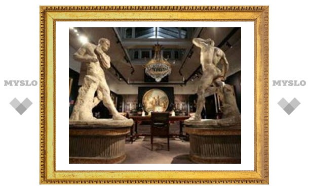 Коллекция Джанни Версаче продана за 7,5 миллиона фунтов