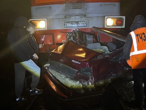 В Алексине на переезде поезд смял Daewoo Nexia