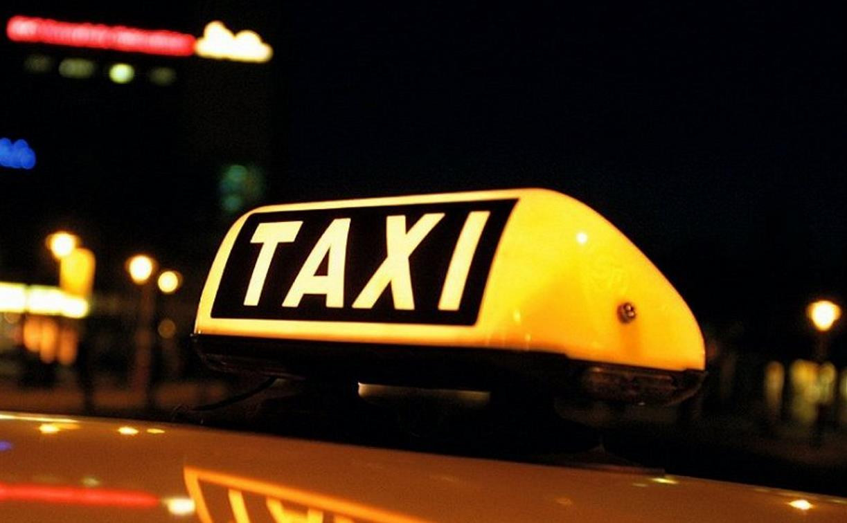Тяжба тульского пенсионера с таксопарком: перевозчик возвращал деньги в порядке очереди