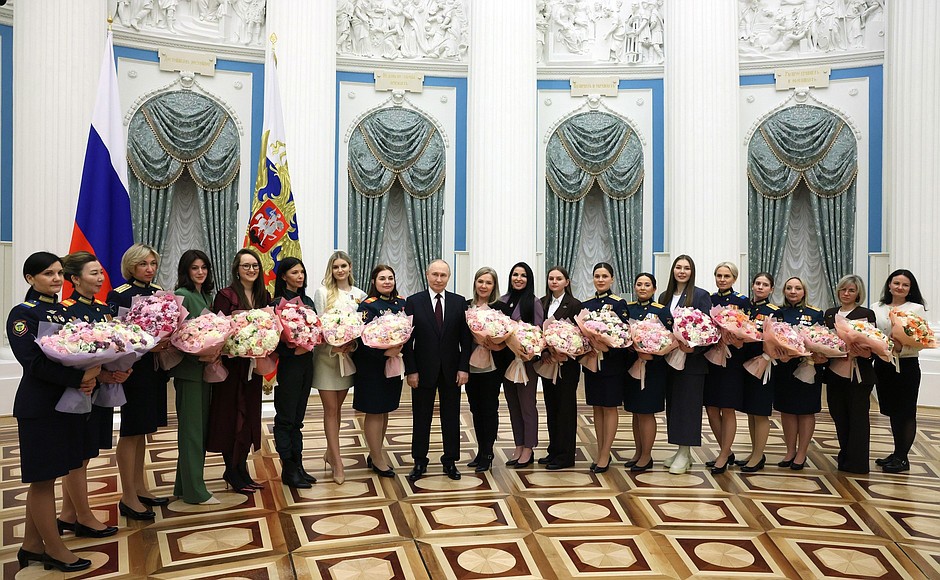 Миляев рассказал о тульских работницах оборонных заводов, которых Путин поздравил в Кремле