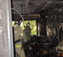 В Болохово пожарные эвакуировали из окна горящей квартиры трёх человек