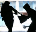 Среди бела дня в Скуратово двое туляков напали на женщину