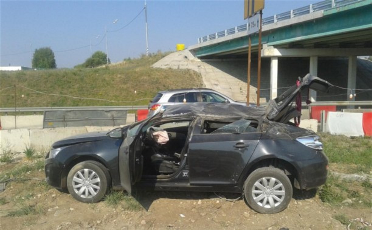 На автодороге М2 "Крым" пьяная тулячка врезалась в бетонное ограждение