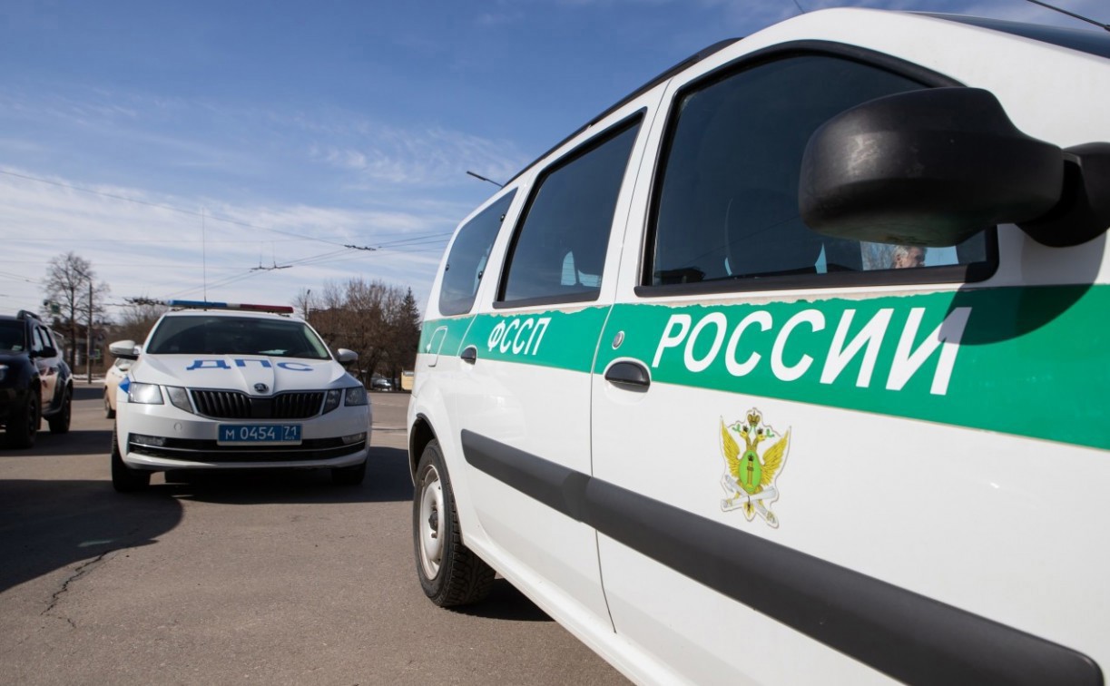 В Киреевском районе лихач оплатил сразу 20 штрафов после ареста счетов 