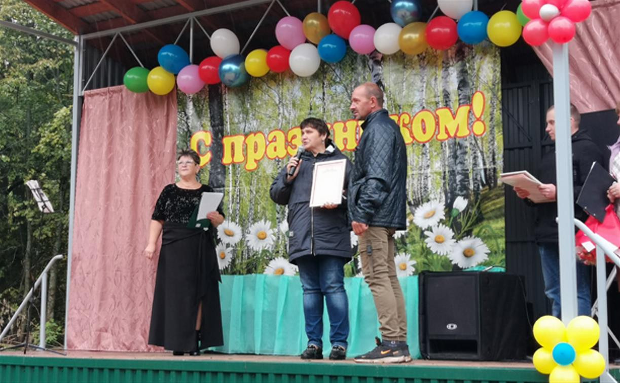Комплексное благоустройство: В центре деревни Соловьевка Чернского района появилась новая зона для досуга и отдыха