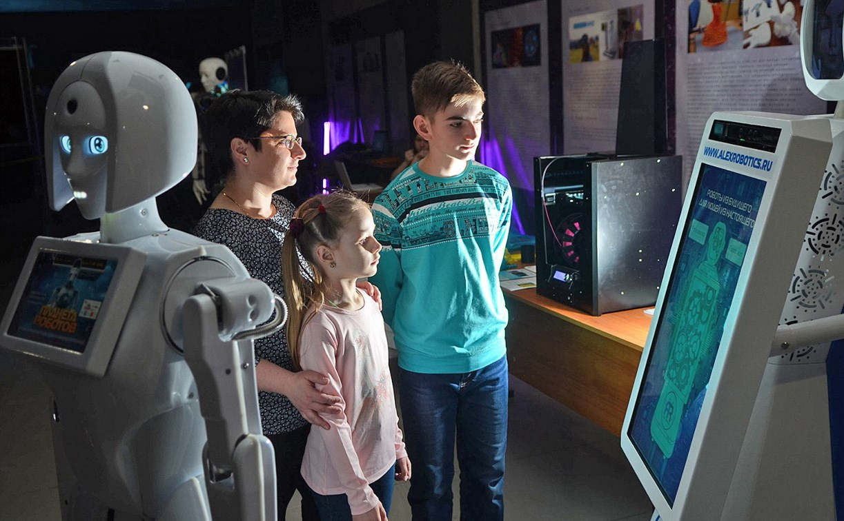 Большие роботы и виртуальная реальность: туляков приглашают на «Фабрику будущего»