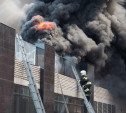 Пожар в «Тульской манежке» тушили 16 человек