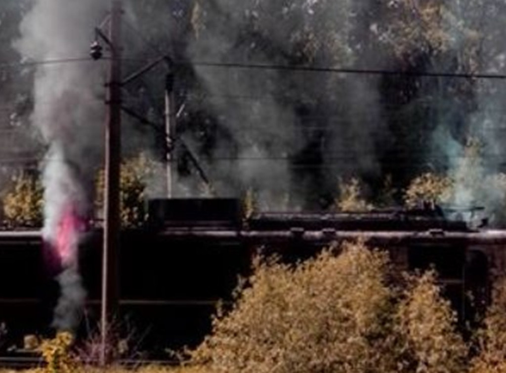 В Ясногорском районе загорелся грузовой поезд