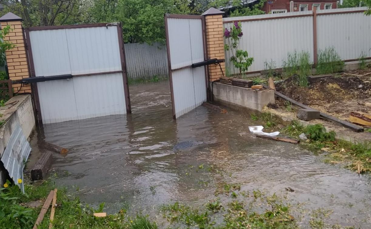 В Туле снова затопило улицу Костычева