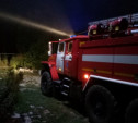 Ночью в Маслово загорелся дом: пострадал пенсионер